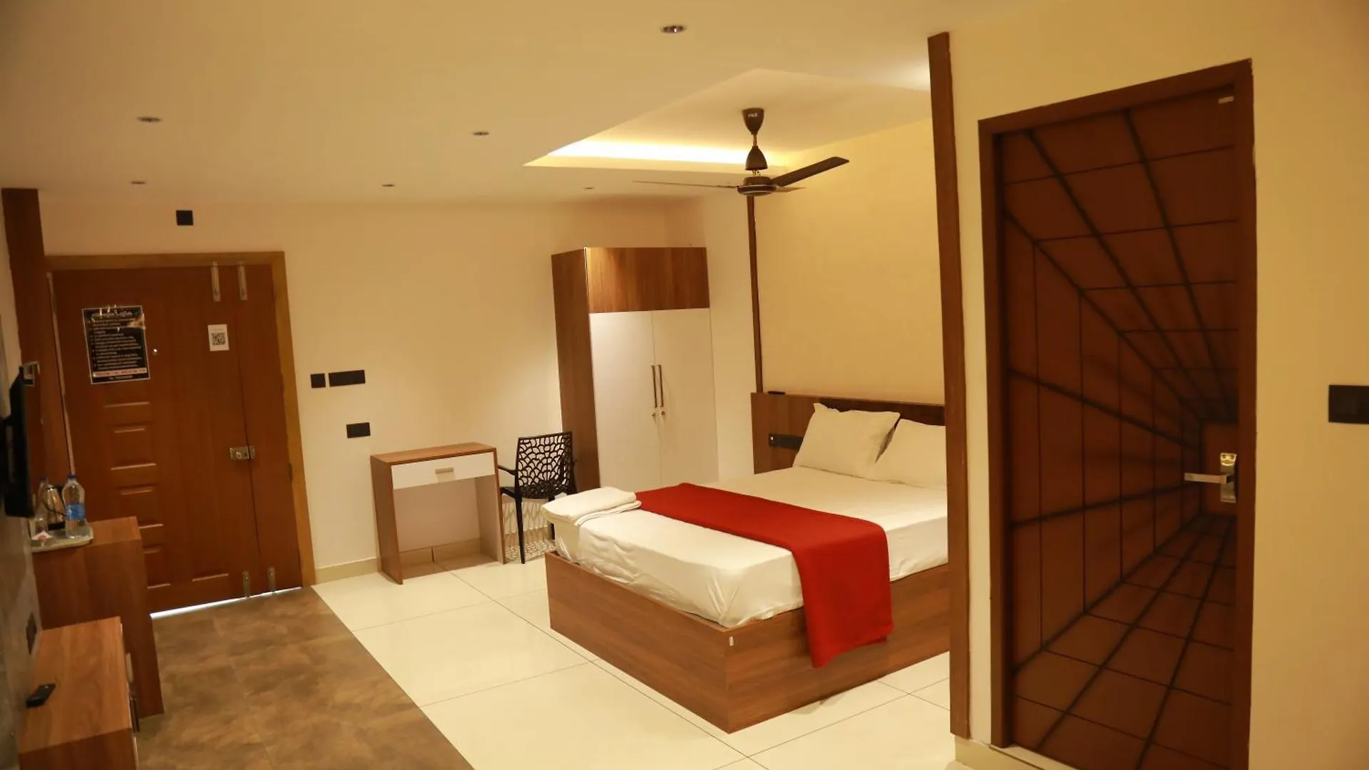 Marina Tower & Regency Changaramkulam Edappal 0*,  Indie