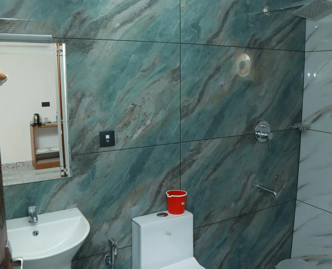 Marina Tower & Regency Changaramkulam Edappal