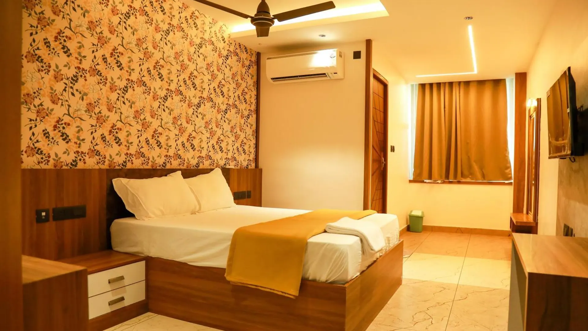 Marina Tower & Regency Changaramkulam Edappal Hotel