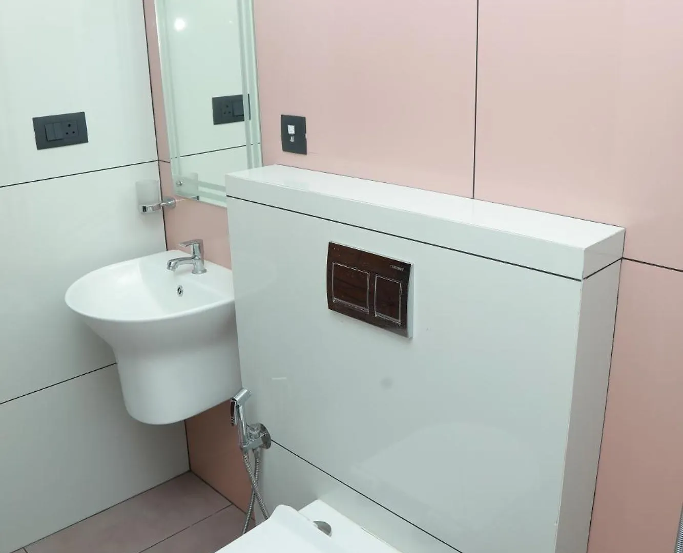 Hotel Marina Tower & Regency Changaramkulam Edappal Indie